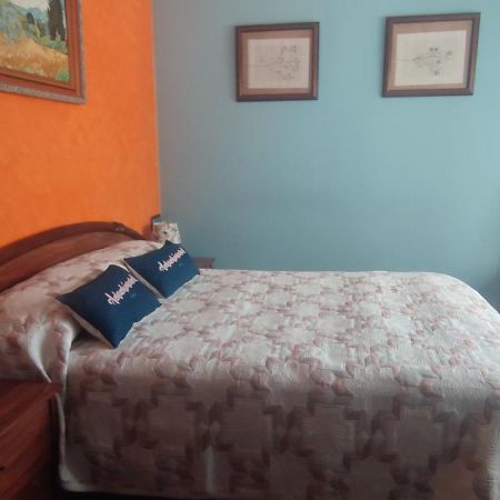 Apartamento Calle Renueva レオン エクステリア 写真